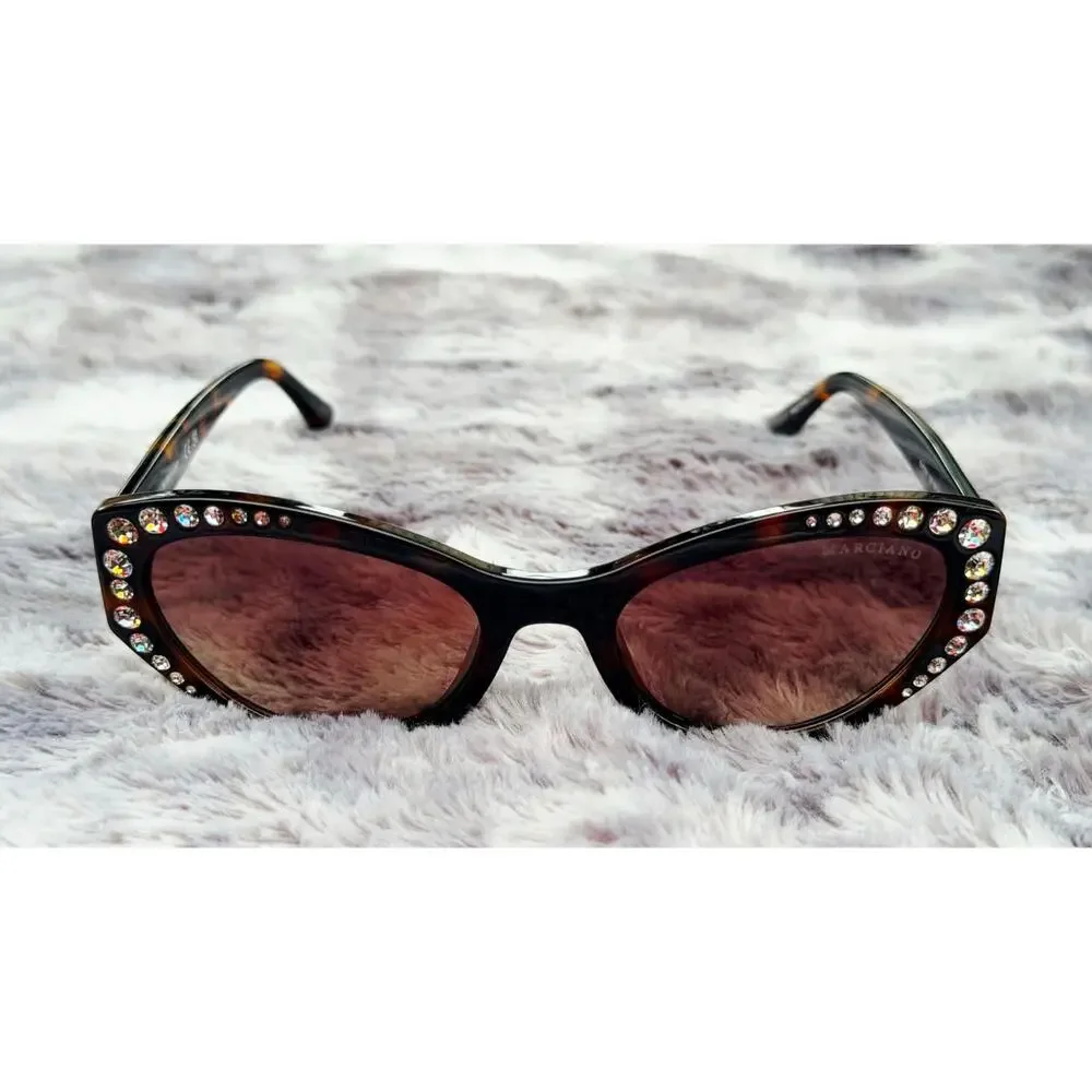 Guess by Marciano elevate your